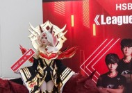 英雄联盟中走秀哥们的真实身份是什么？