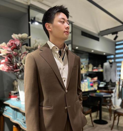 棕色西装套装获取方法？套装属性如何？  第3张